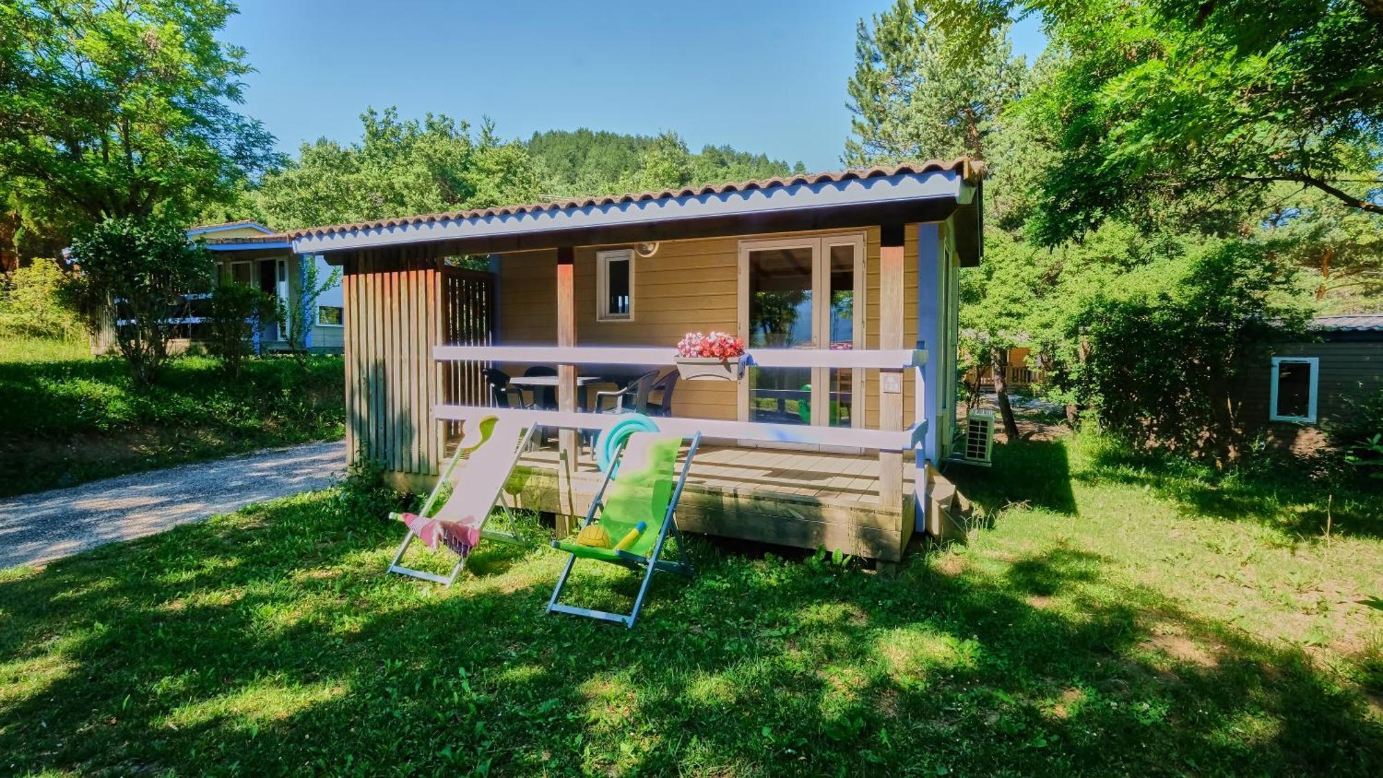 Recoubeau-Jansac Camping Le Couriou מראה חיצוני תמונה