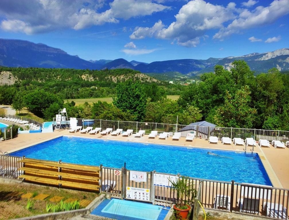 Recoubeau-Jansac Camping Le Couriou מראה חיצוני תמונה